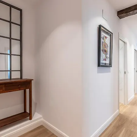 Pintxos Y Tradicion En Casco Viejo Bilbao