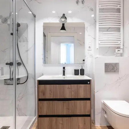 Pintxos Y Tradicion En Casco Viejo Daire *