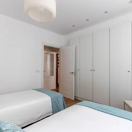 Pintxos Y Tradicion En Casco Viejo *